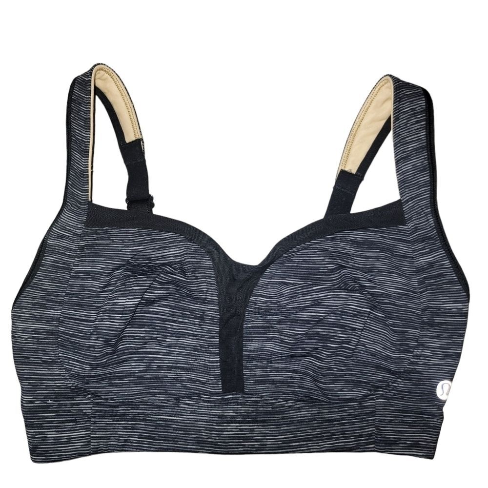 Lululemon Ta Ta Tamer sports bra 32DD
